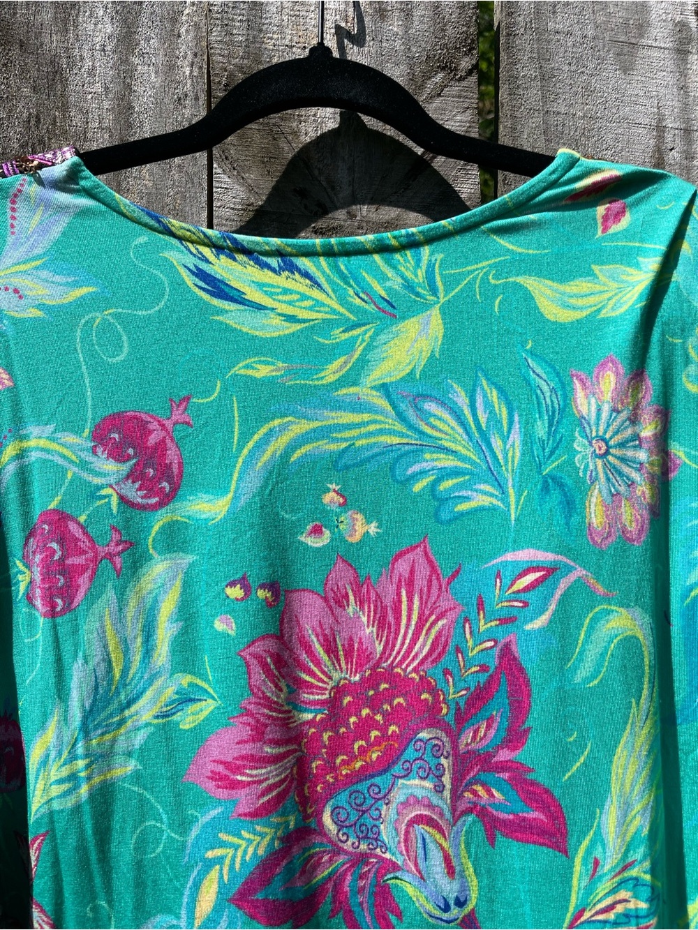 Soft Surroundings Sequined Turquoise Floral Embroidered V-Neck Blouse Sz 1X - Picture 12 of 13